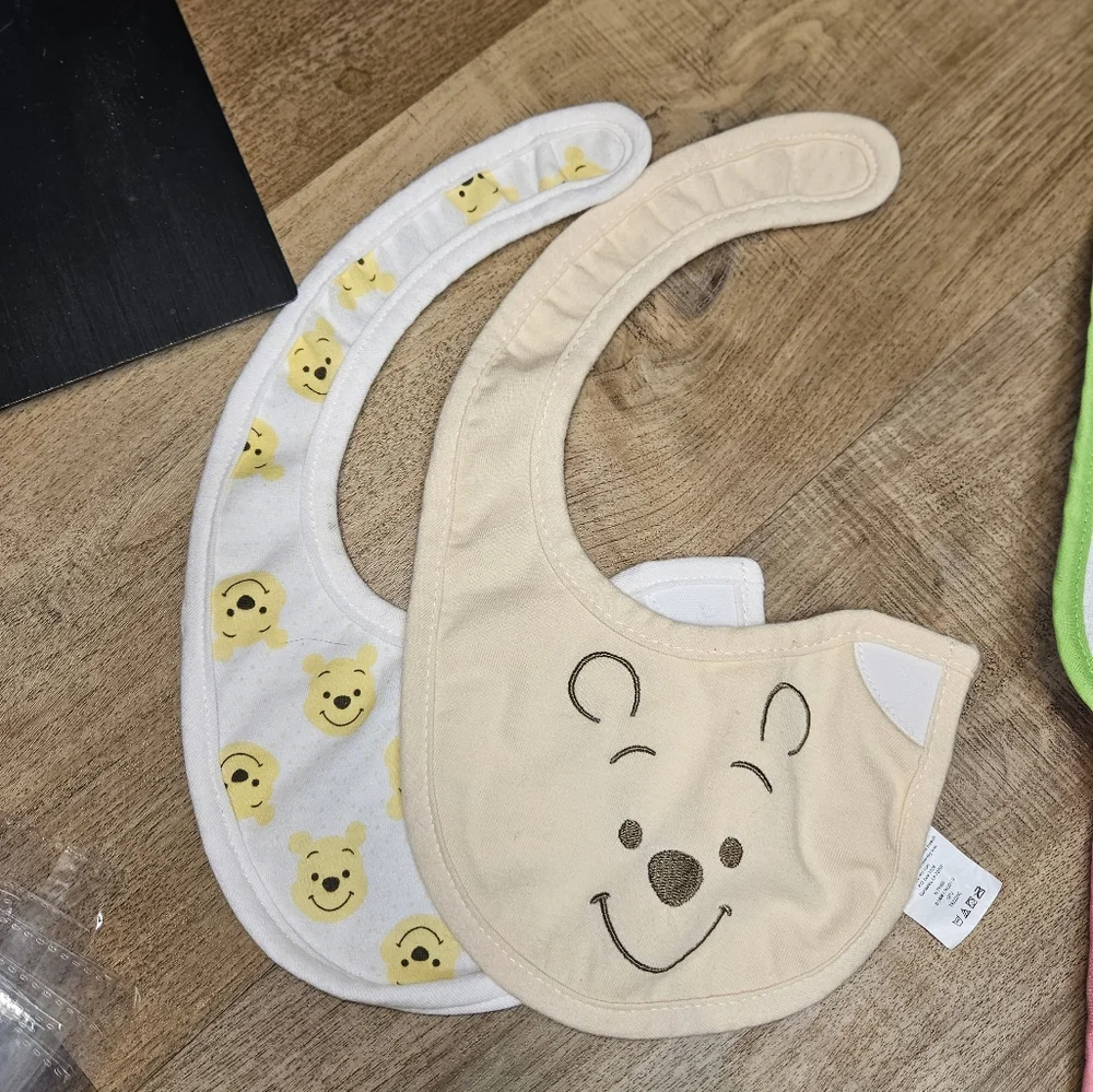 Bundle of 7 baby bibs